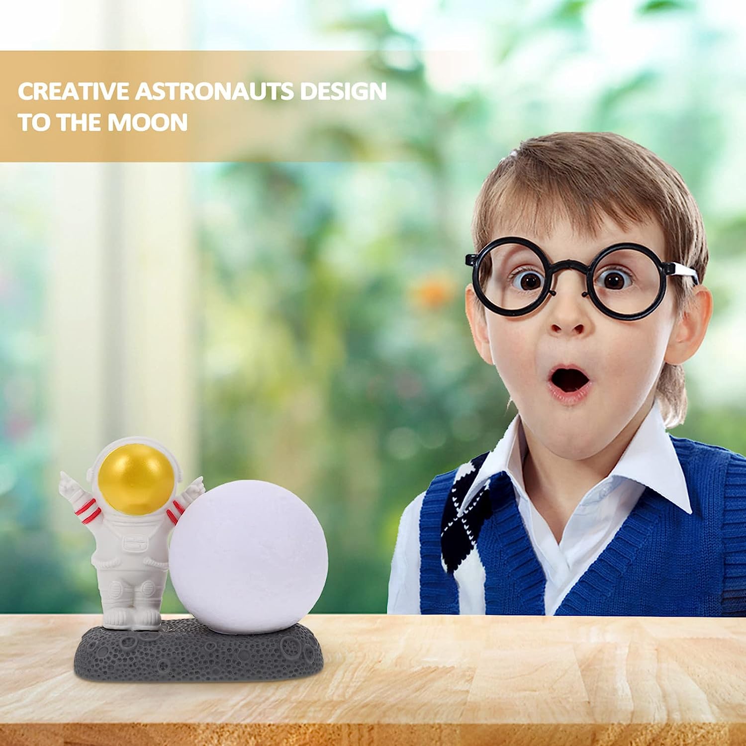 2 pcs Astronaut Night Light Moon Lamp: 3D Golden Spaceman Figure LED Bedroom Lamp Resin USB Table Light for Child Boy Girls Kids Room Present